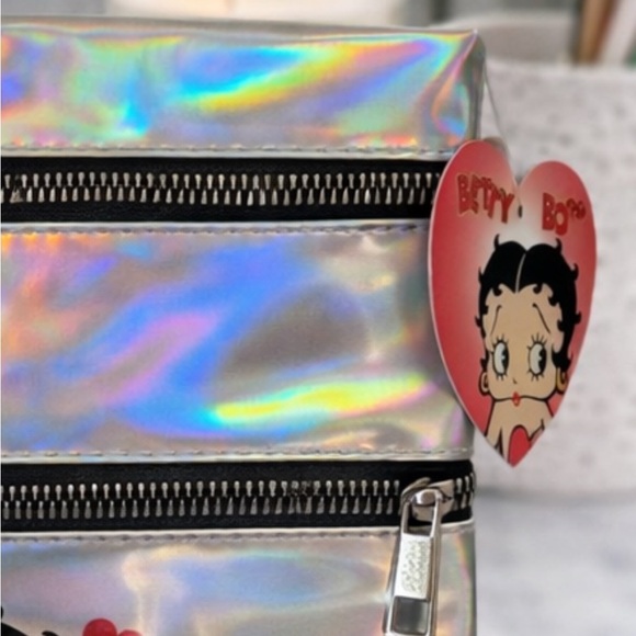 NWT-Betty Boop Homographic Crossbody Bag. - Picture 2 of 4